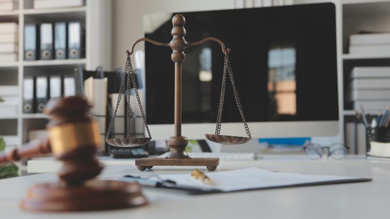 גבר סירב לשלם מזונות בטענה שהבת אינה שלו