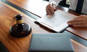 התעשייה הכלכלית של עולם הגירושין