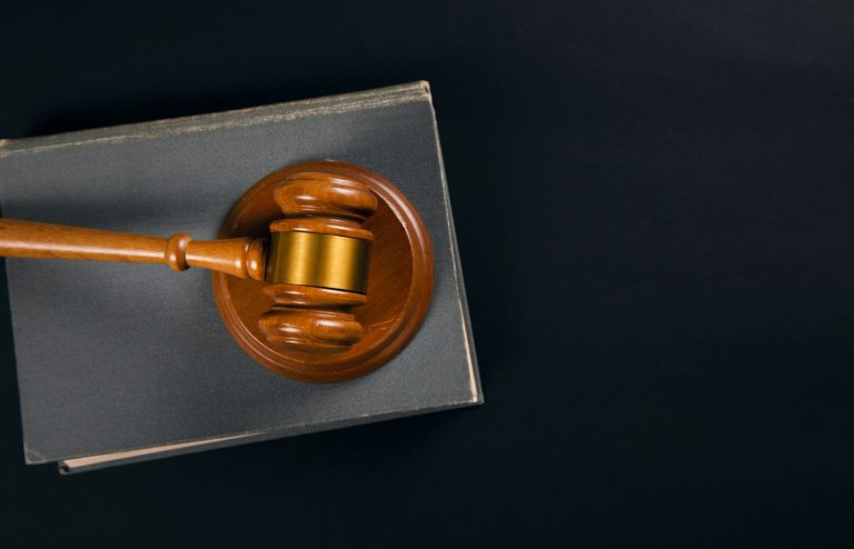 מתי המדינה תירש את רכושו של אדם