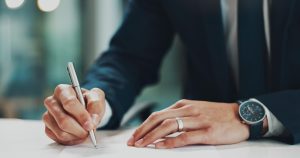 האם בית המשפט יכול לבטל צוואה לא הוגנת כלפי האחים