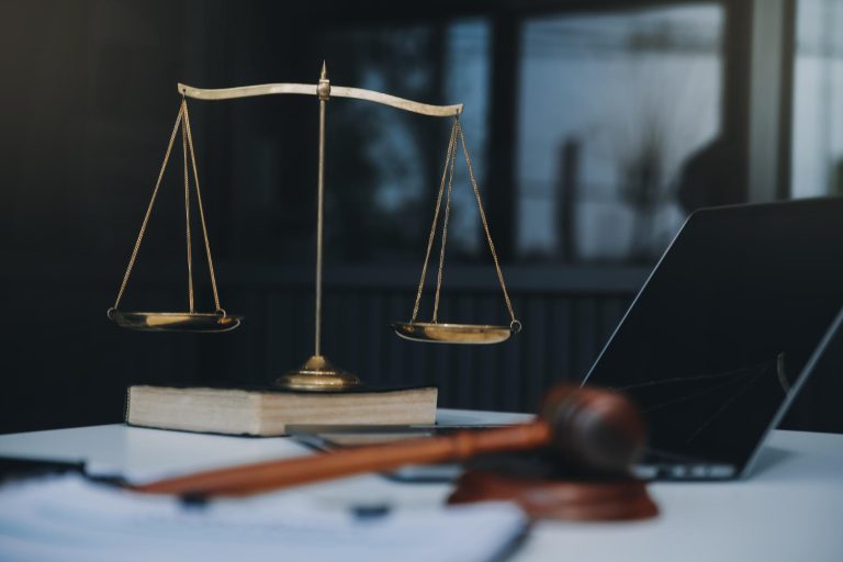 כיצד נקבעת משמורת ילדים אצל הורים שאינם נשואים